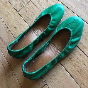 Tieks clover green size 7